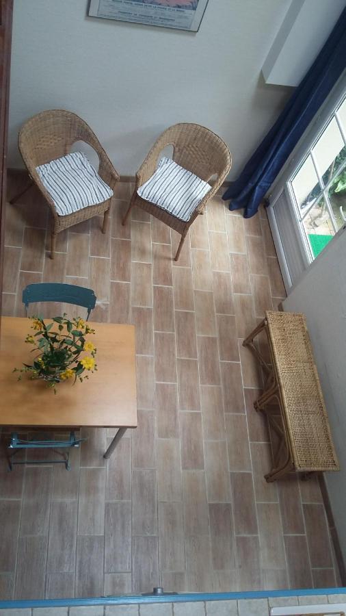 La Cabane Du Petit Matelot Honfleur Eksteriør billede
